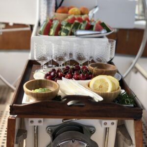 amalfi_food_tray_helm